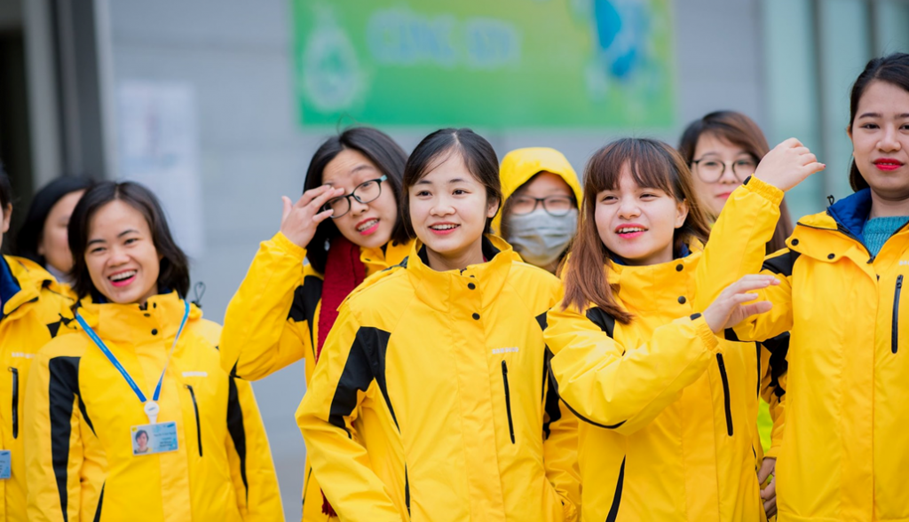 Các mẫu áo khoác đồng phục phổ biến