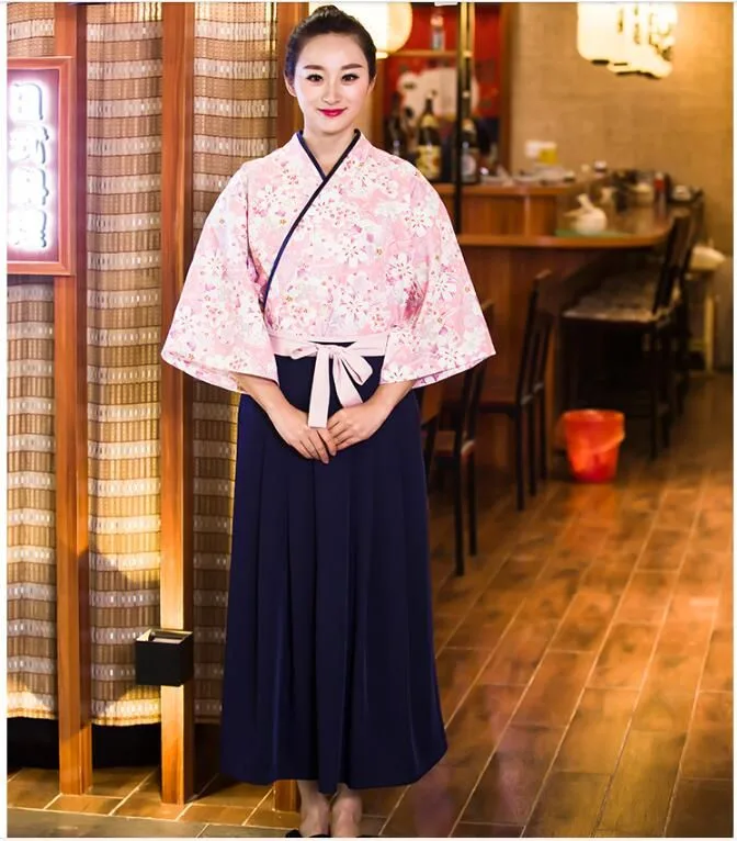 Kimono hiện đại - trang phục truyền thống của nhà hàng Nhật Bản
