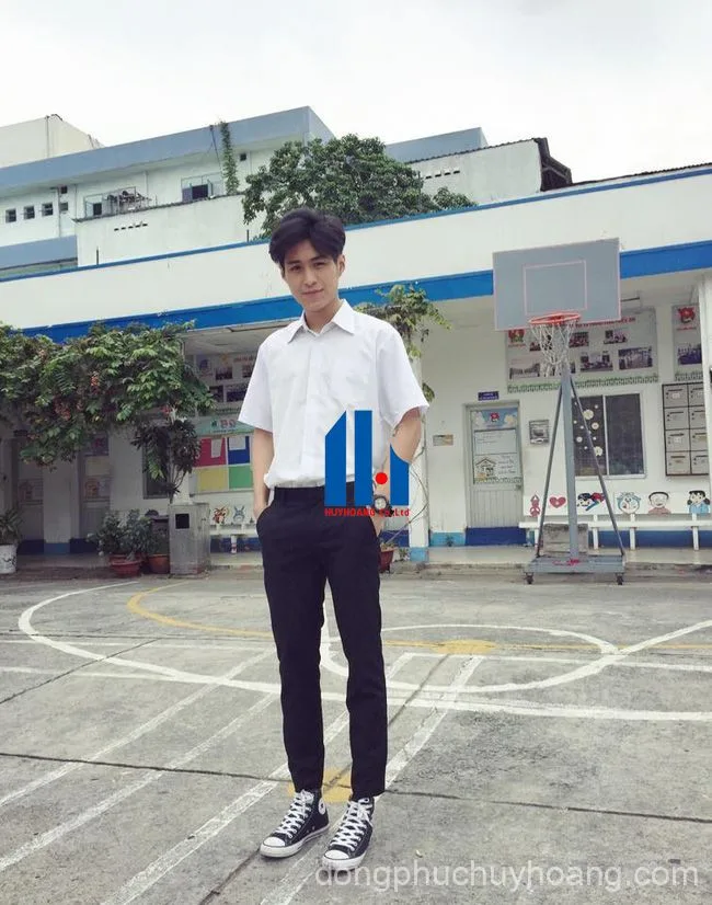 Đồng Phục Trường Học Với Áo Khoác
