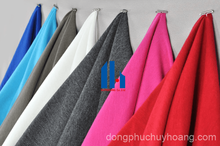 Chọn chất liệu vải thích hợp để may đồng phục áo thun