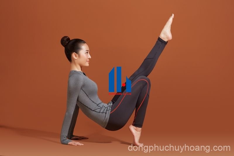 may đồng phục yoga