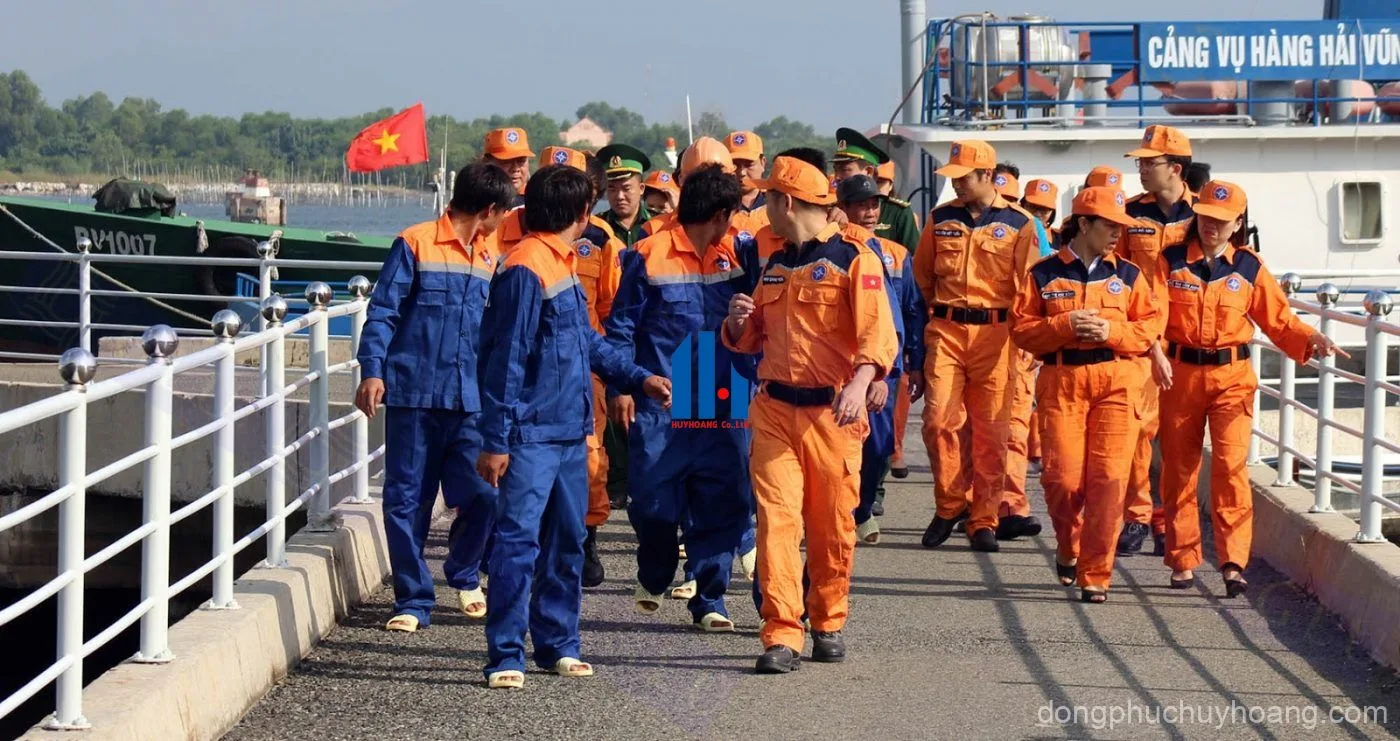 may đồng phục công nhân tại thành phố Hồ Chí Minh