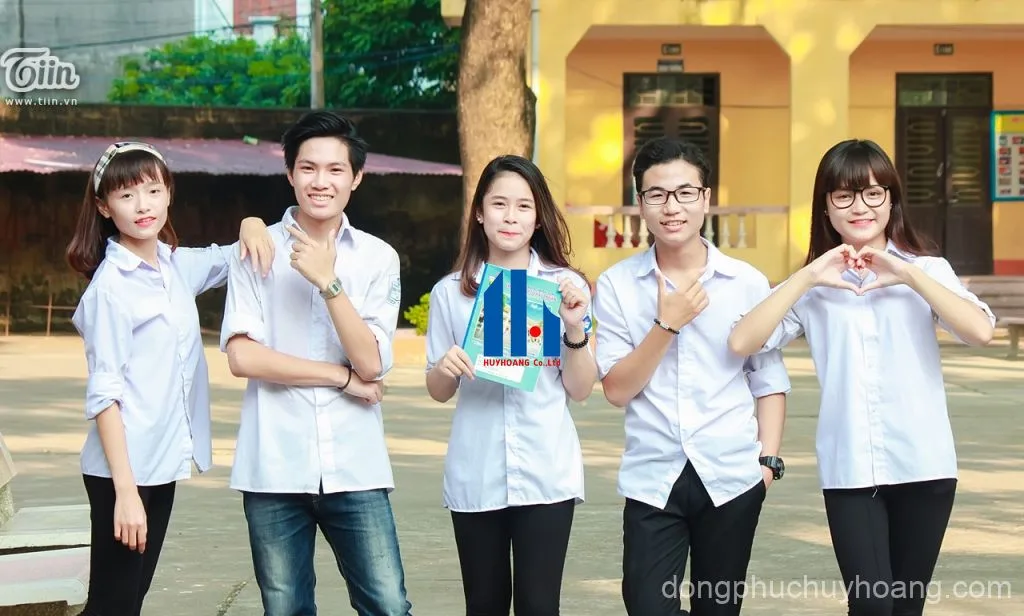 Áo sơ mi đồng phục