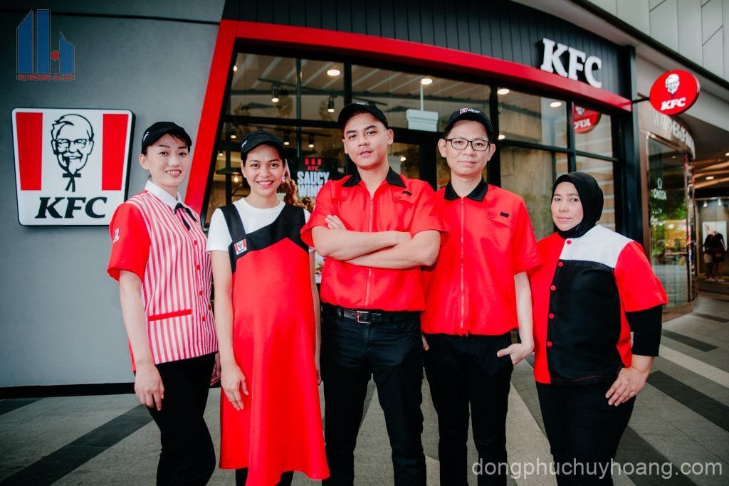 Bộ sưu tập đồng phục nhà hàng đẹp mắt của KFC Singapore