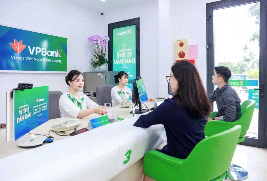 Đồng phục ngân hàng VPBank 