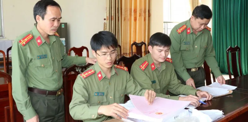 Bộ quân phục công an kinh tế