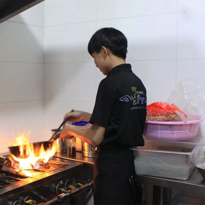 Đồng phục Nhà Hàng - nhân viên bếp đẹp