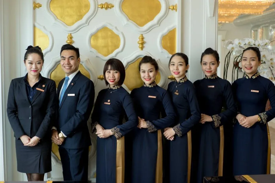 Đồng phục khách sạn