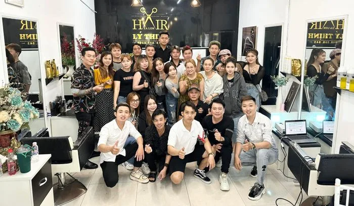 Đồng Phục Salon Tóc