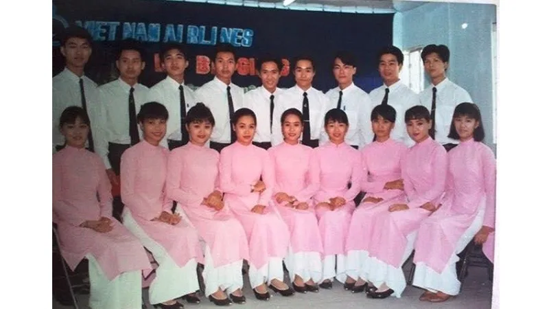 đồng phục phi công của Vietnam Airlines qua lần thay đổi thứ 3