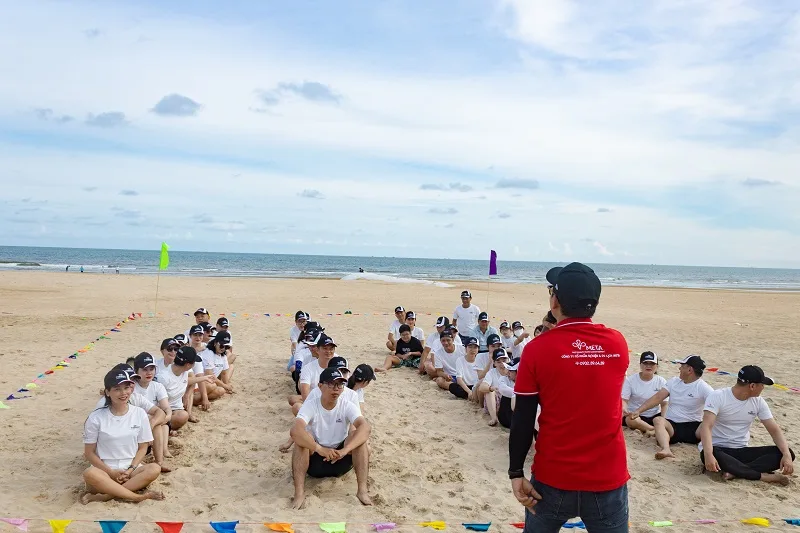 site:https://dongphuchuyhoang.com/ Teambuilding