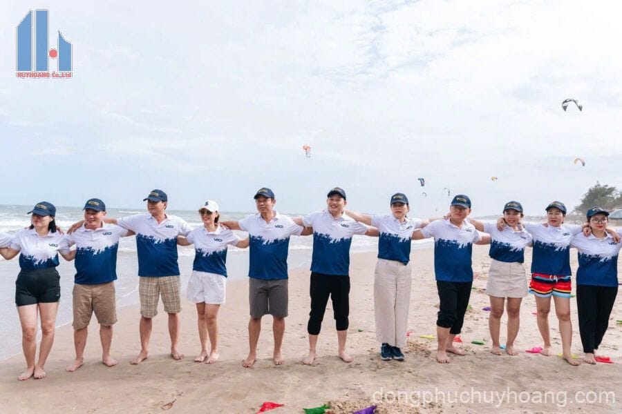 site:https://dongphuchuyhoang.com/ phối đồ teambuilding