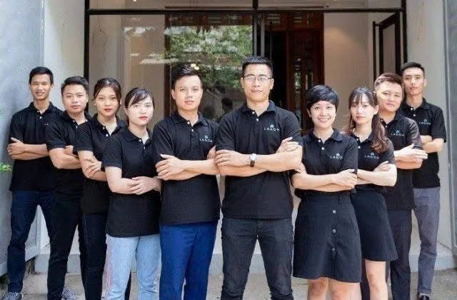 May Đồng Phục Công Ty Giá Rẻ, Chất Lượng Cao Tại Huy Hoàng