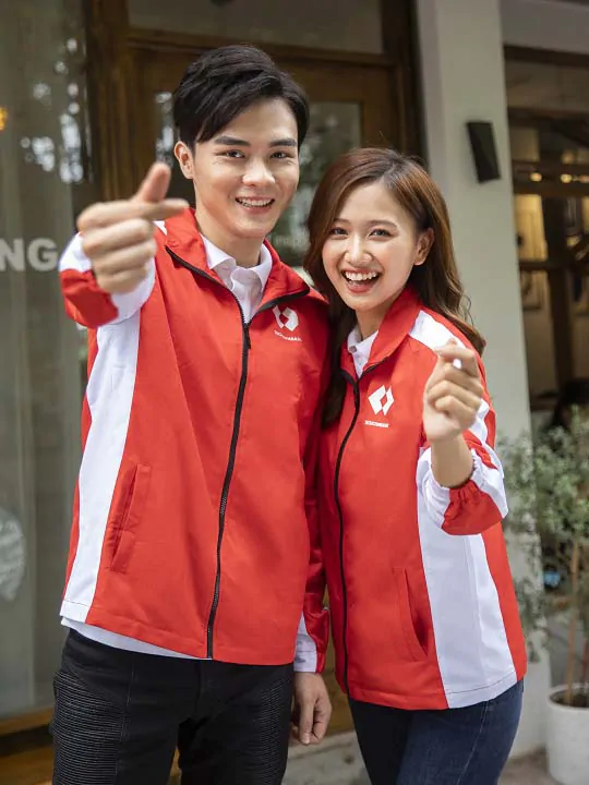 Chọn Dịch Vụ May Áo Gió Đồng Phục Tại Đồng Phục Huy Hoàng